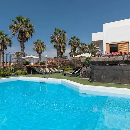 Villa Las Americas *