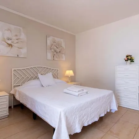 Las Americas Villa