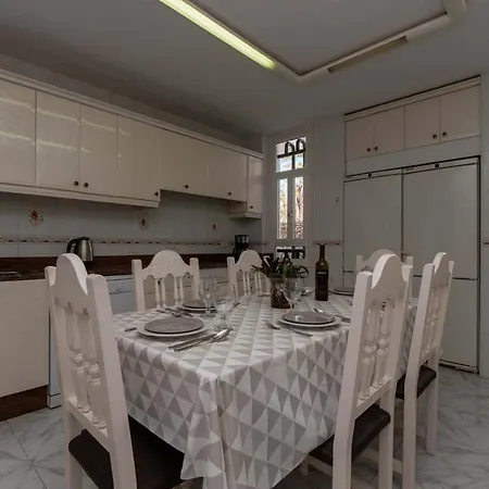 Las Americas Villa *